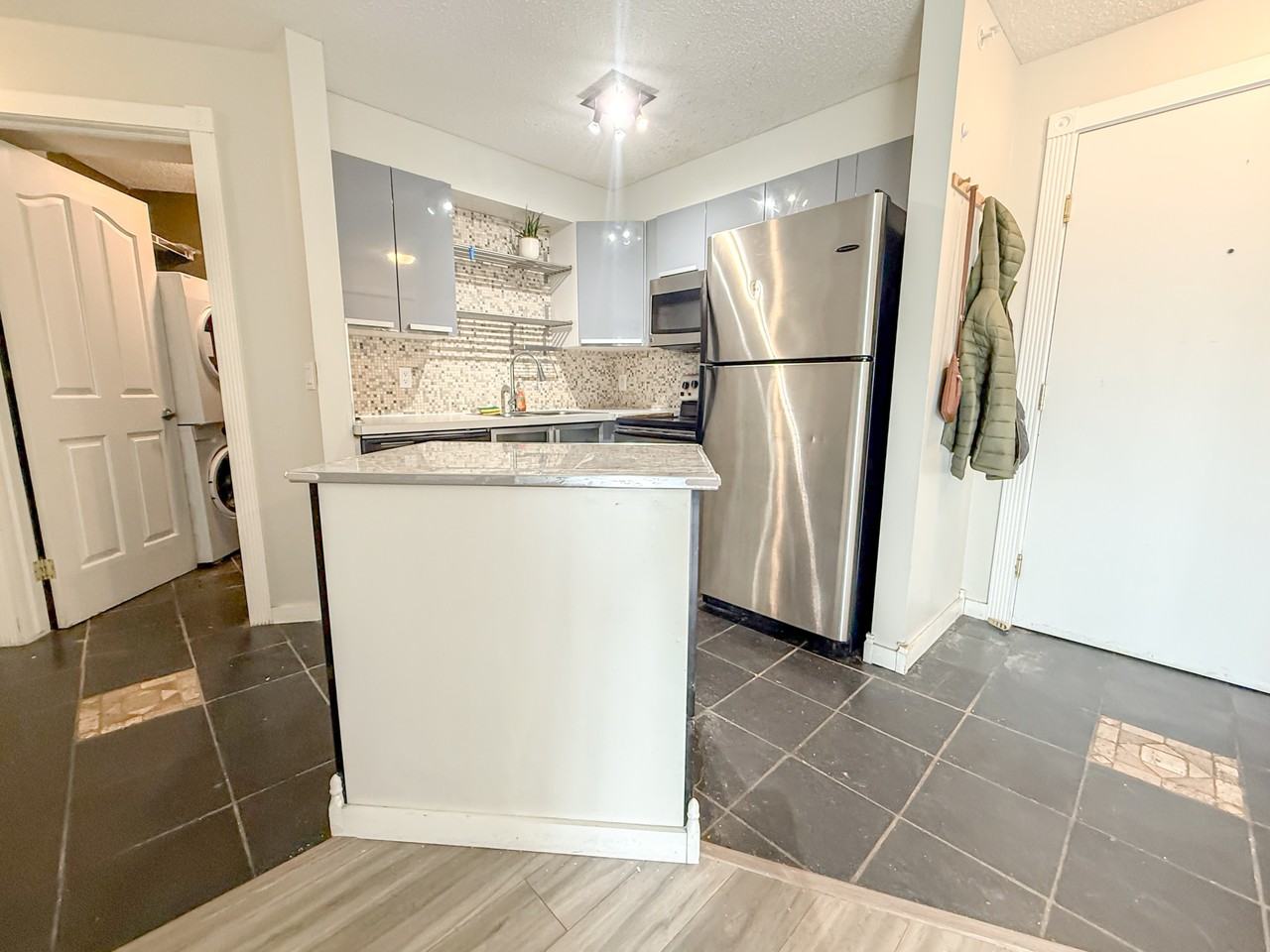 4000 Somervale Court SW - Photo 7 of 21