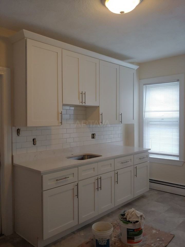 66 Morton Ave #2 - Photo 4 of 7