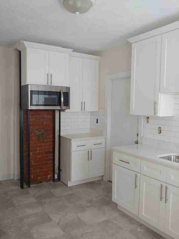 66 Morton Ave #2 - Photo 7 of 7