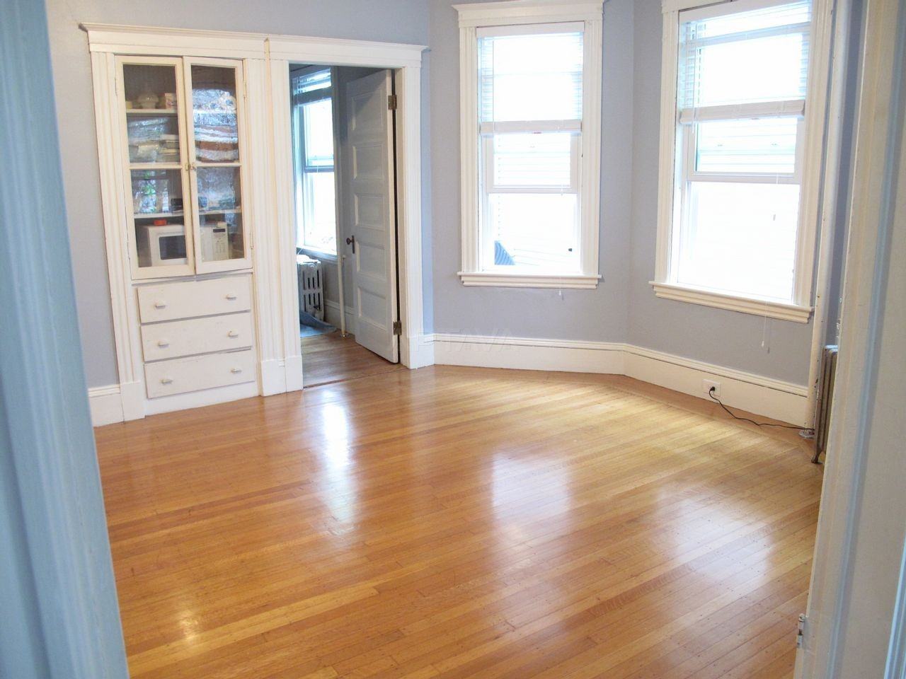 21 Madison St #1 - Photo 3 of 6