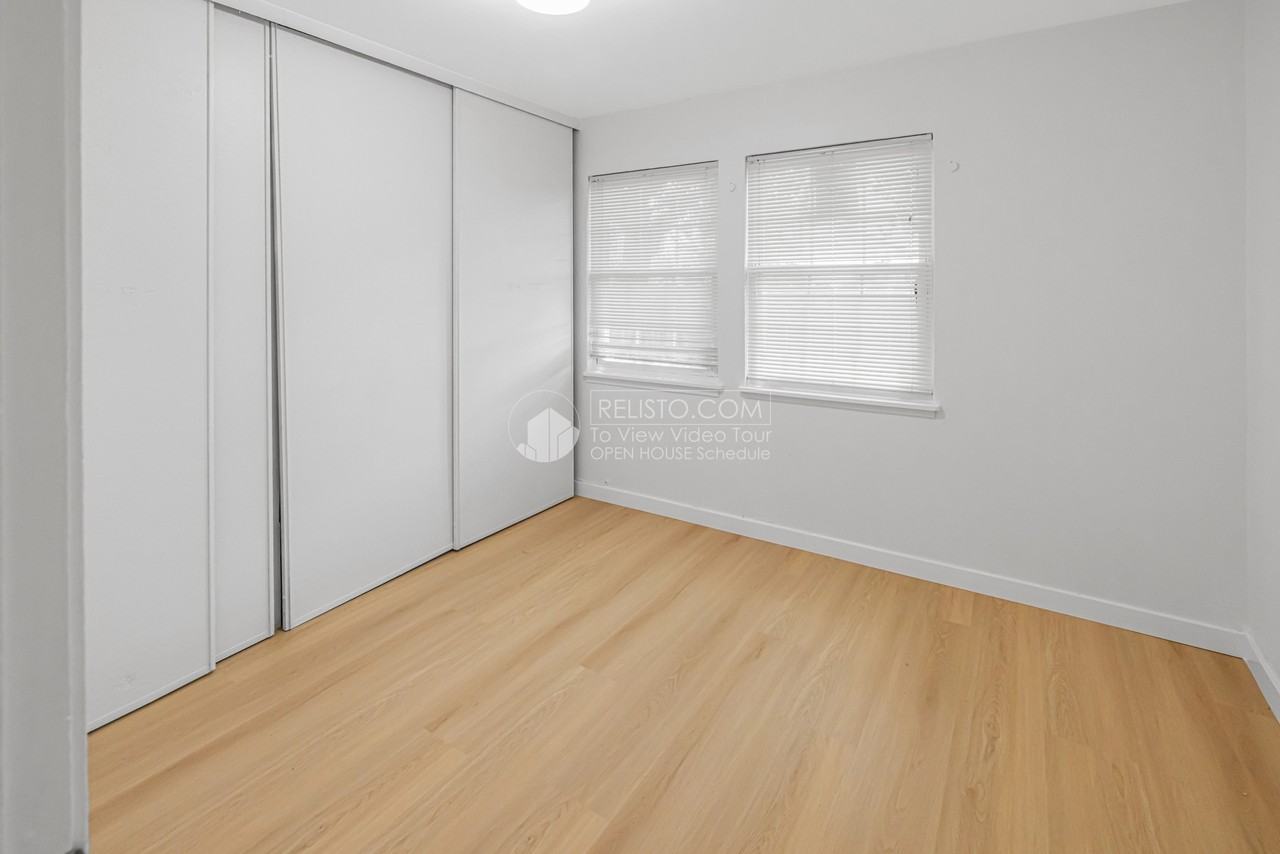 369 S 20th St - Photo 6 of 23