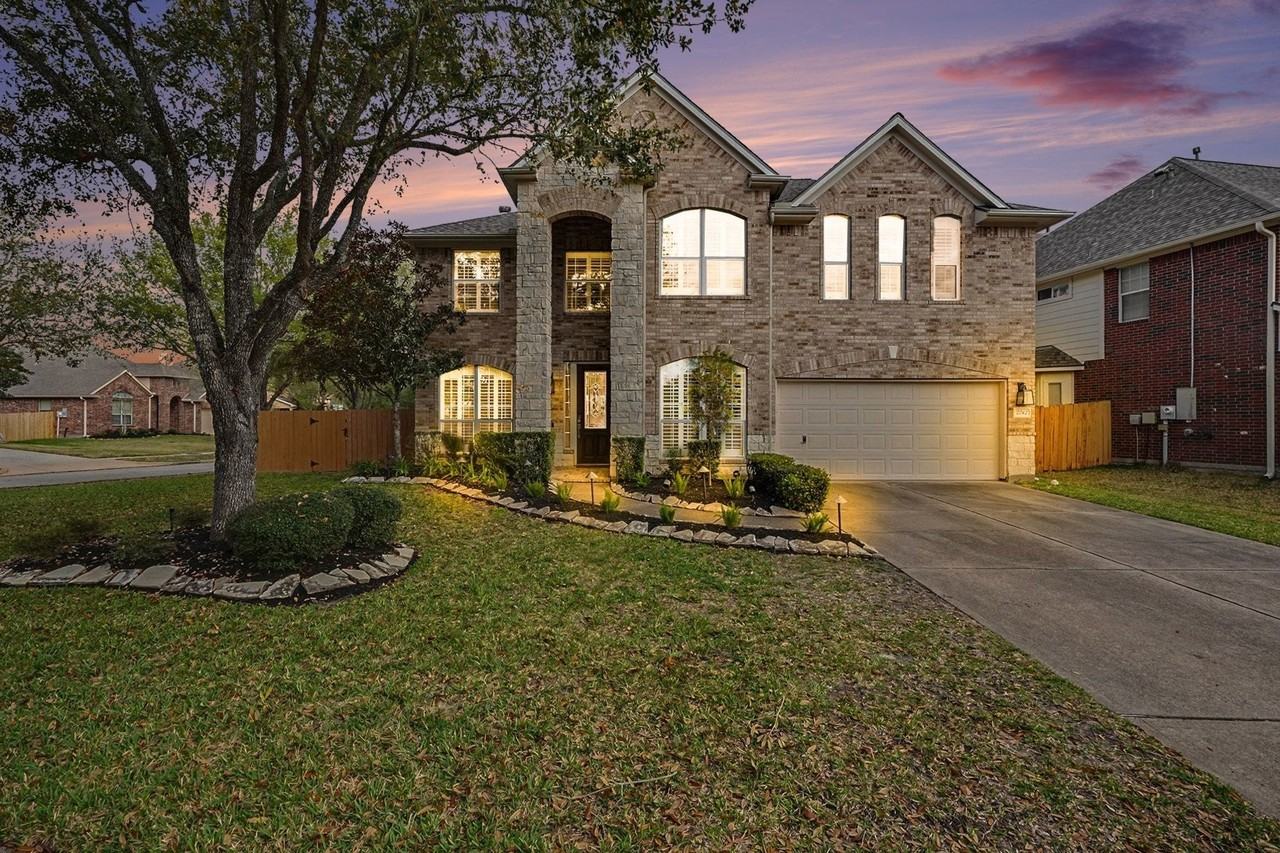 2742 Villa Pisa Ln - Photo 3 of 35