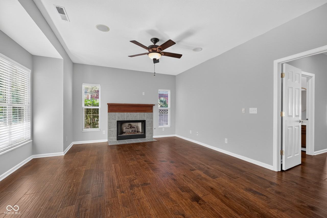 15552 Smithfield Dr - Photo 6 of 41