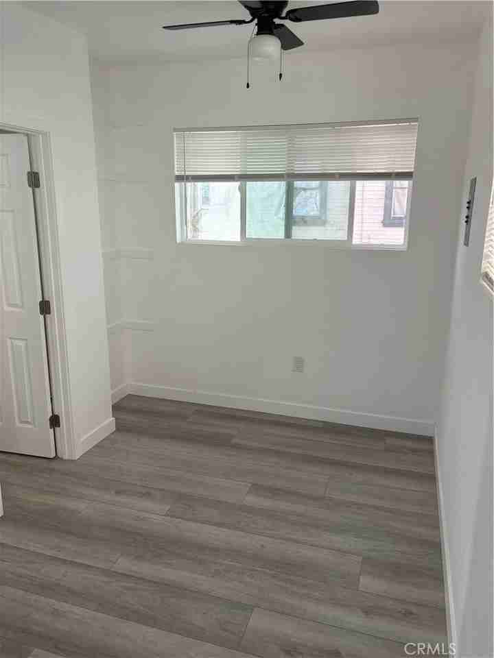 730 Atlantic Ave - Photo 4 of 8