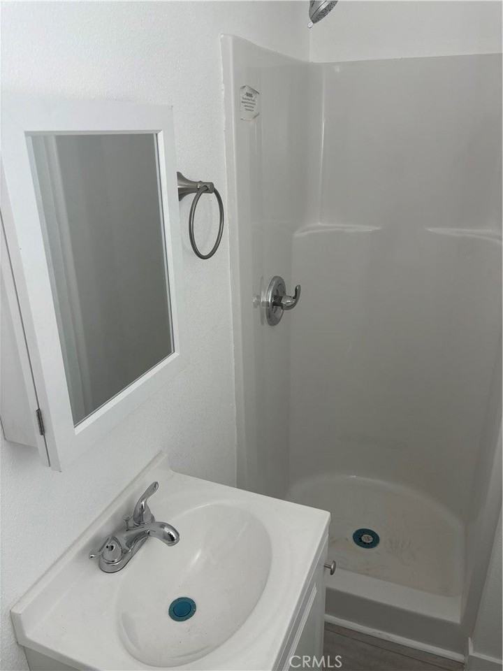 730 Atlantic Ave - Photo 7 of 8