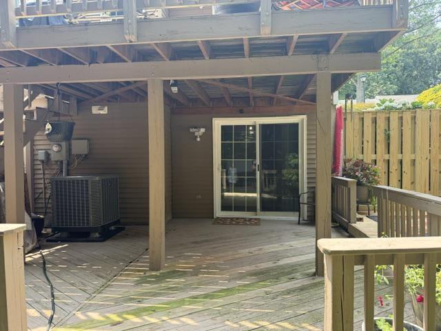 15255 Streamside Ct - Photo 3 of 23