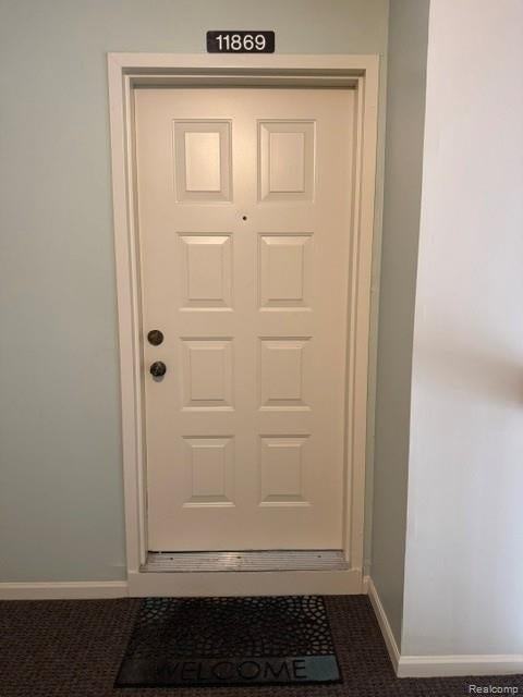 11869 Sycamore Dr - Photo 4 of 24