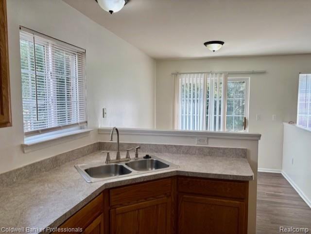 4235 Strathmore Ln - Photo 6 of 17