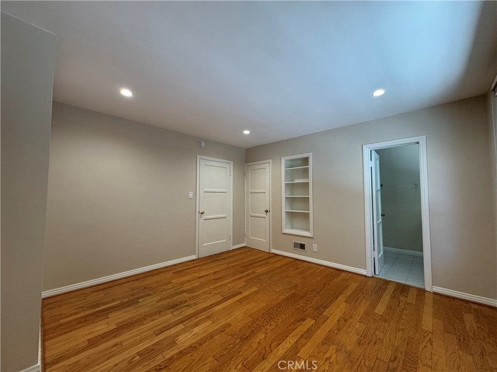 565 Sierra Vista Ave - Photo 6 of 24