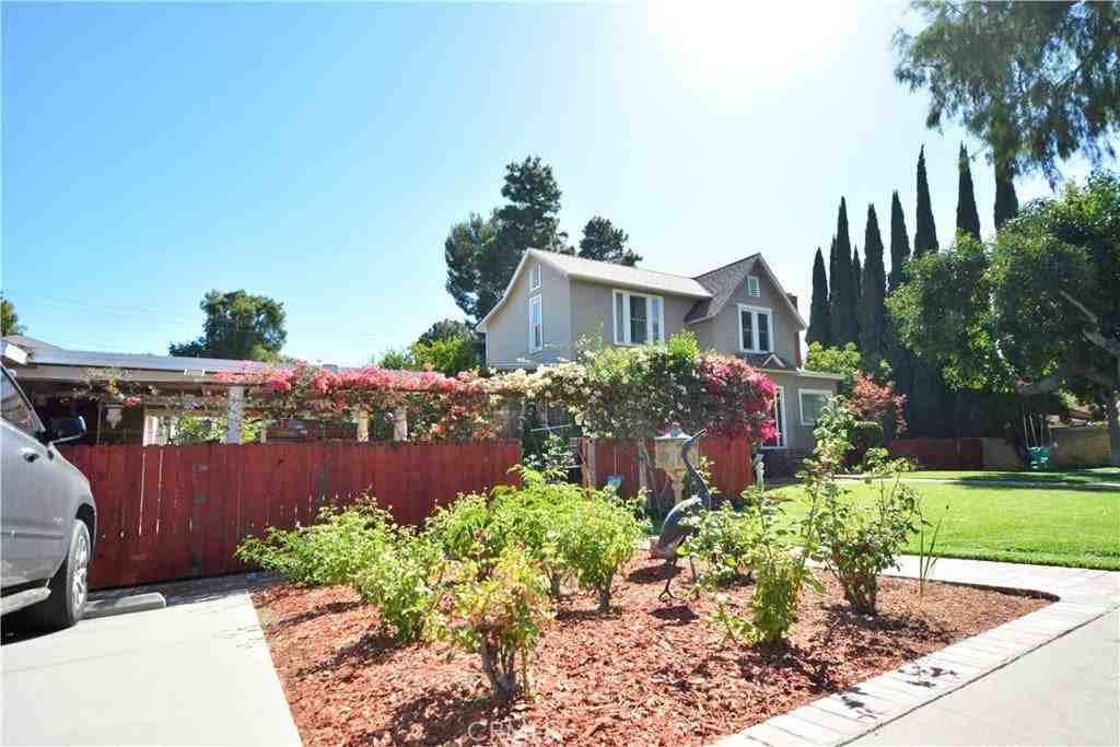 14320 La Cuarta St - Photo 3 of 16