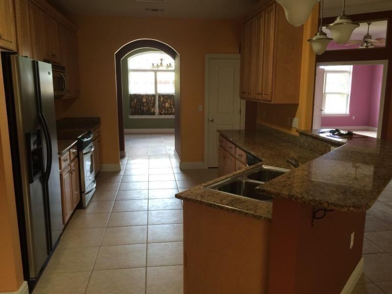 1787 Brooke Beach Dr - Photo 2 of 6