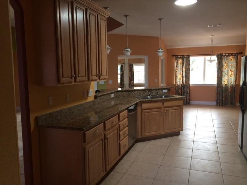 1787 Brooke Beach Dr - Photo 3 of 6
