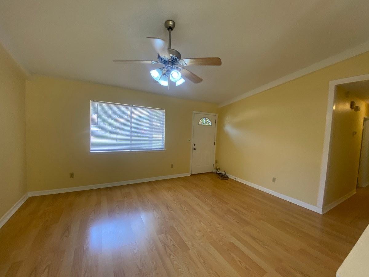 3235 Auburn Pkwy - Photo 2 of 28