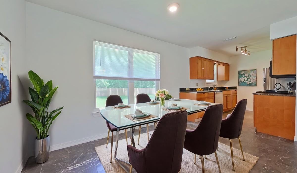 410 Wildwood St - Photo 7 of 14