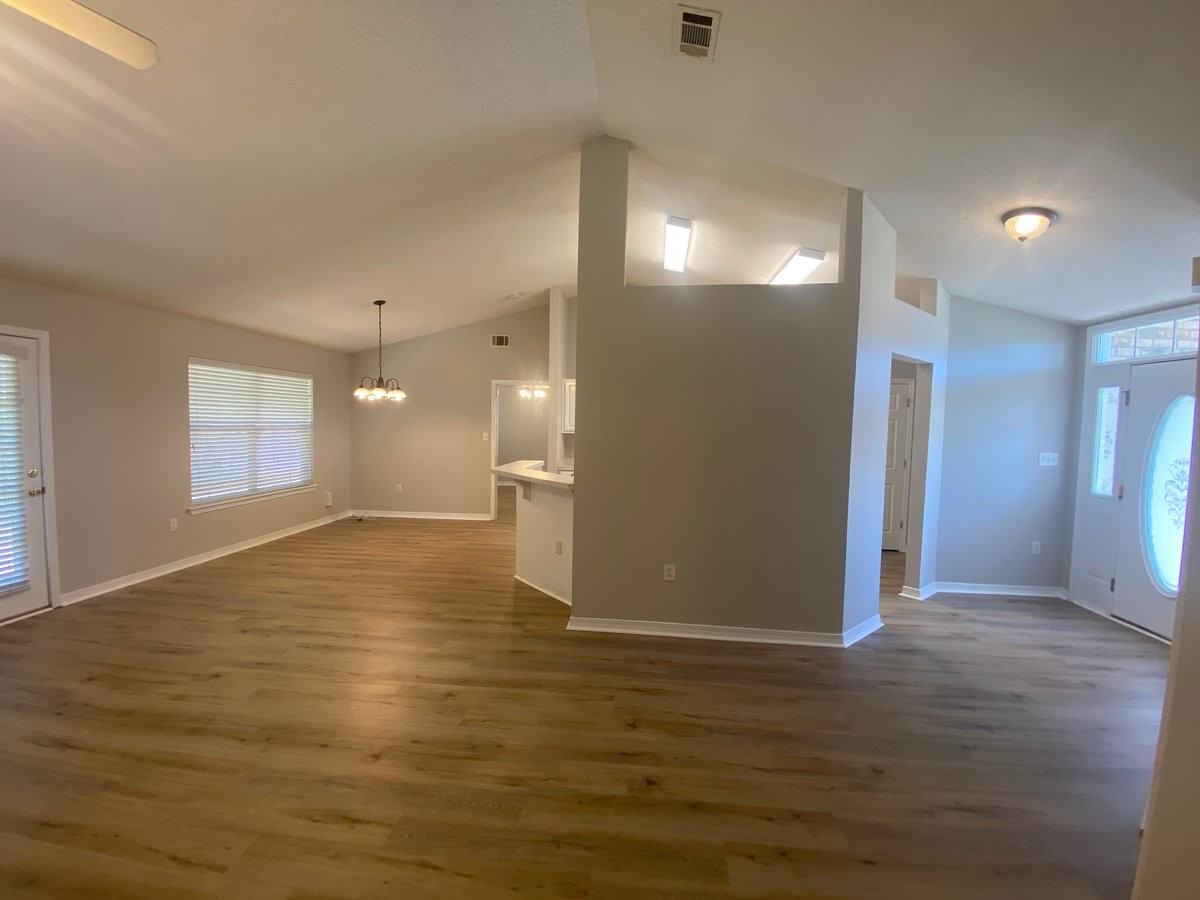 9676 Parker Lake Cir - Photo 7 of 34