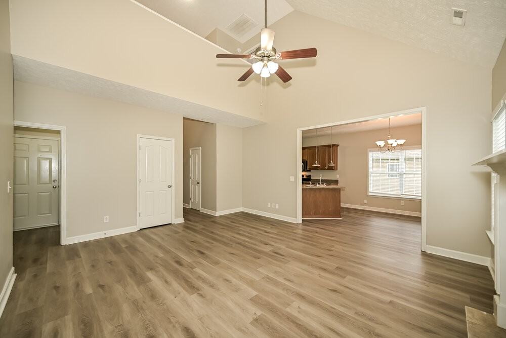 1448 Jeter Way - Photo 5 of 17