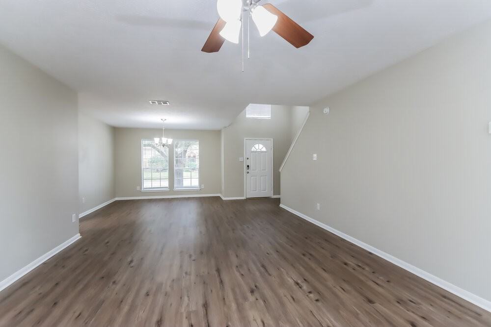 31107 Perlican Dr - Photo 5 of 17
