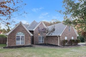 featured image of 55 Lakewood Cv