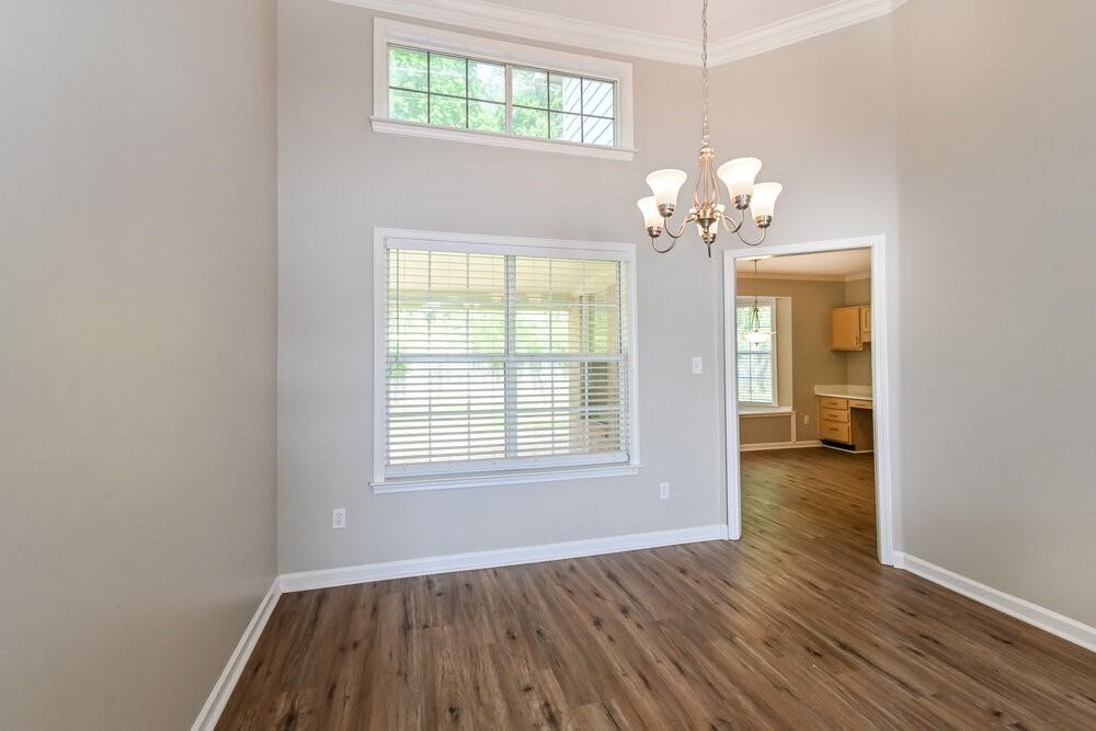 8084 Conridge Dr - Photo 7 of 17