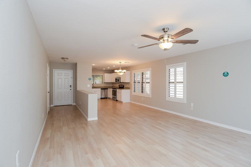 3460 S Conestoga Rd - Photo 3 of 16