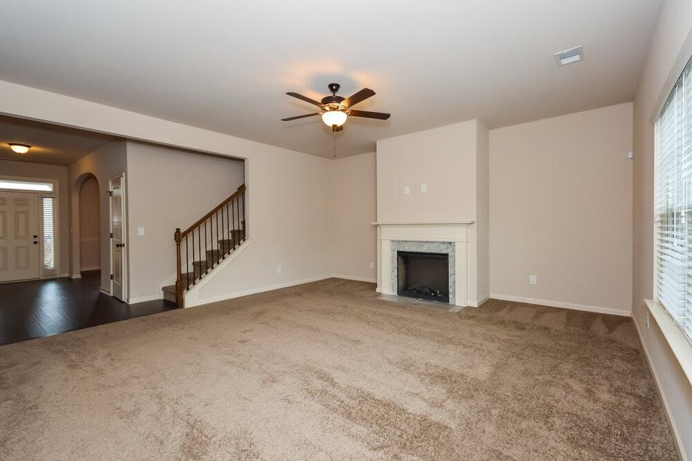 1216 Nottley Dr - Photo 4 of 17