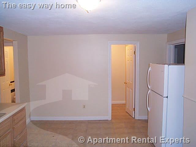 4 Douglas St #1 - Photo 5 of 7