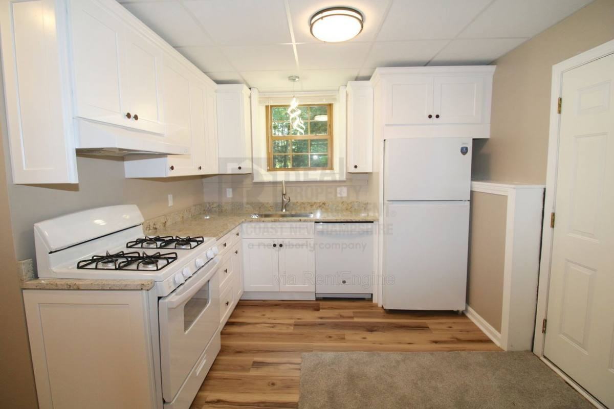 21 Hunter Dr #A - Photo 3 of 10