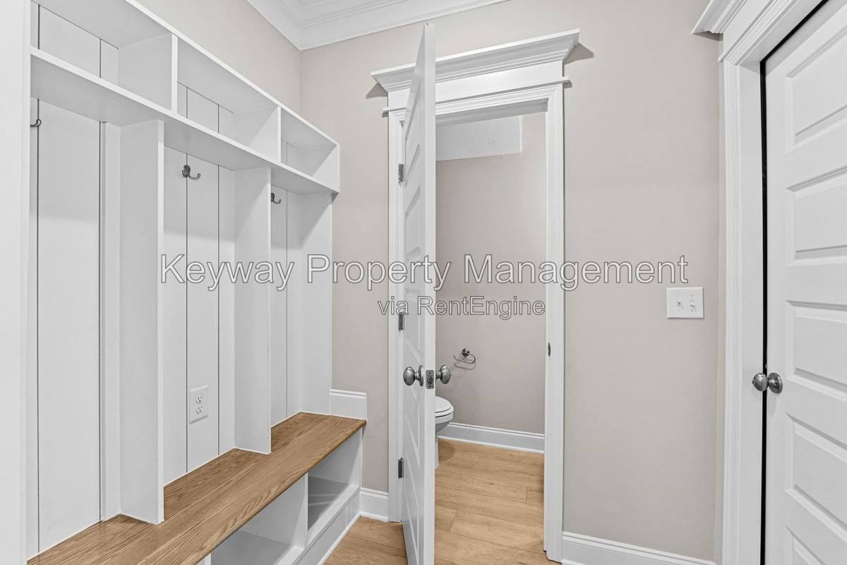 3217 Venetian Dr - Photo 7 of 9