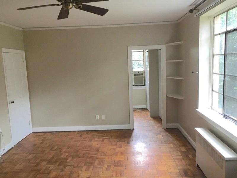 1121 Myrtle Ave - Photo 4 of 23