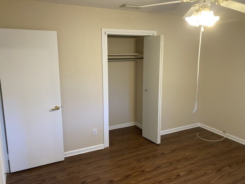 7559 Proxima Rd - Photo 3 of 50