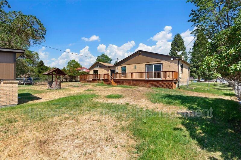 413 Poncha Blvd - Photo 6 of 30