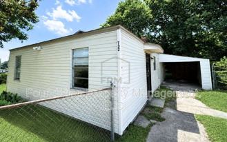 732 Tampa Ave - Photo 1 of 1