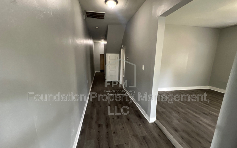 2632 Harvard Ave - Photo 5 of 12