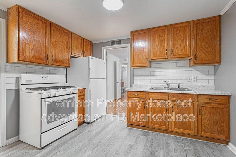 7723 Sni A Bar Rd - Photo 4 of 13
