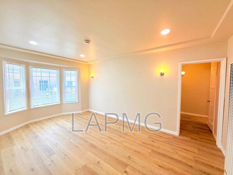 1535 S Fairfax Ave - Photo 4 of 16