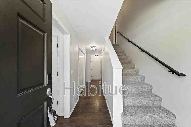 2403 W Irene St - Photo 3 of 43