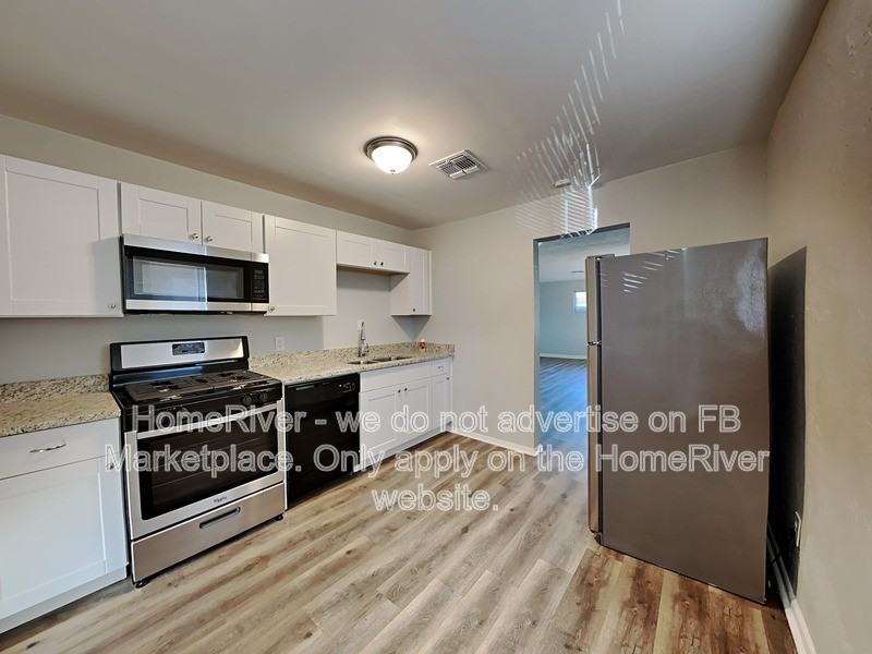 2216 W Minnezona Ave - Photo 6 of 20