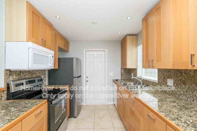1628 Arizona Ave Ne - Photo 2 of 19