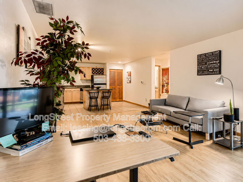 720 Nw Naito Pkwy Apt D22 - Photo 3 of 25