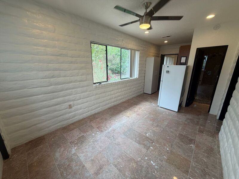 6088 De La Rosa Ln #3 - Photo 6 of 10