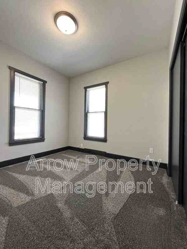 1936 S 10th St #1 - Photo 7 of 12