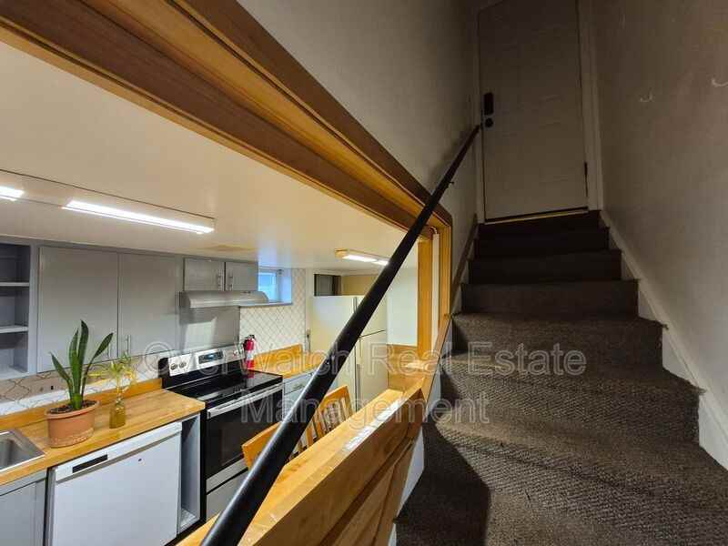 1403 Valarian St #B - Photo 2 of 11