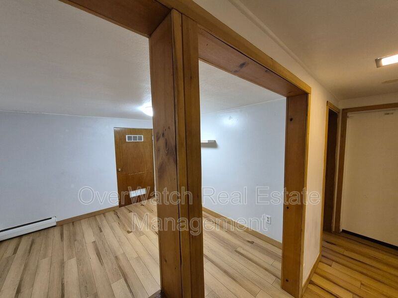 1403 Valarian St #B - Photo 3 of 11