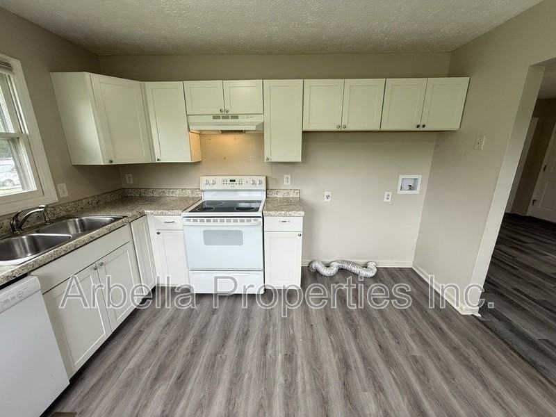 230 Booher Ln #4 - Photo 7 of 18
