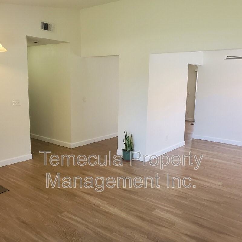 25451 Boxelder Dr - Photo 3 of 13