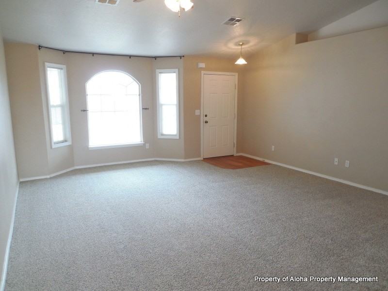 5514 Buckboard Ave - Photo 5 of 26