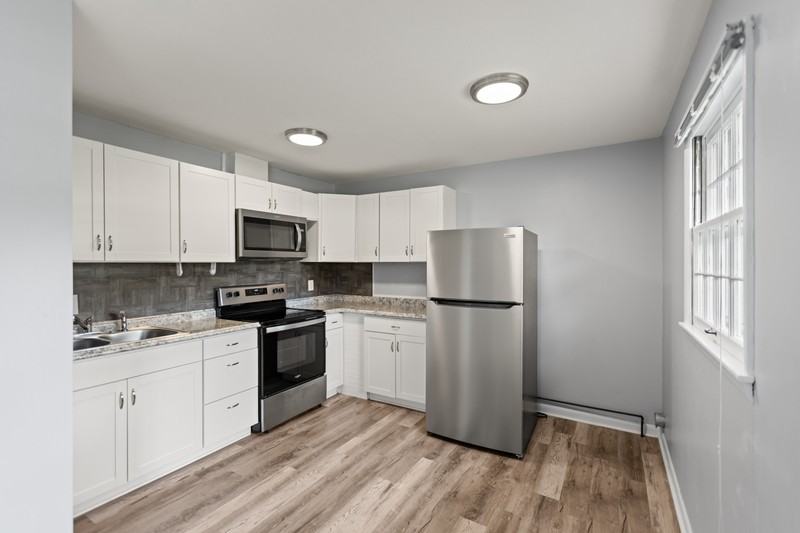 801 Lester Harris Rd - Photo 3 of 10