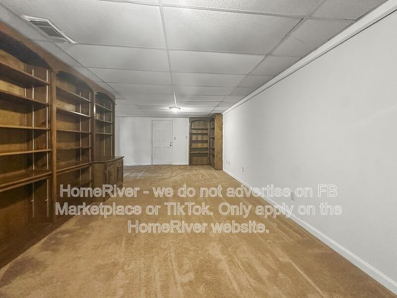 2551 Hunton Ct Ne - Photo 5 of 17