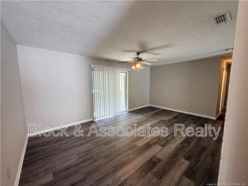 4075 Professional Dr - Photo 2 of 12