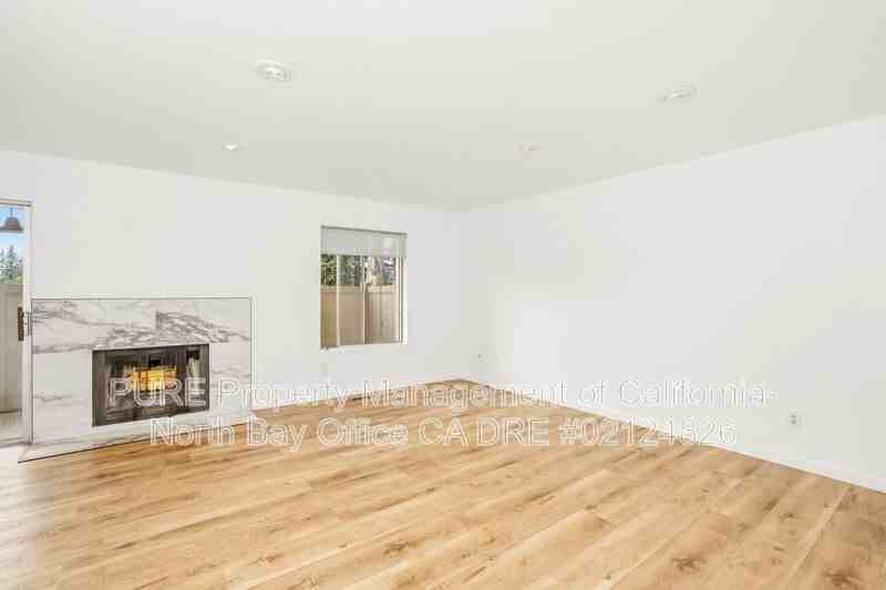 455 Enterprise Dr - Photo 6 of 21